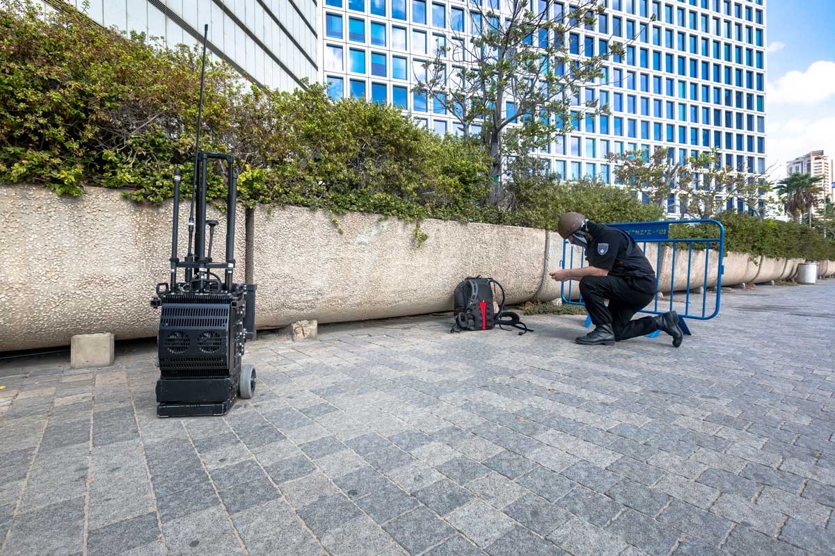 C-Guard Manpack on a Trolley